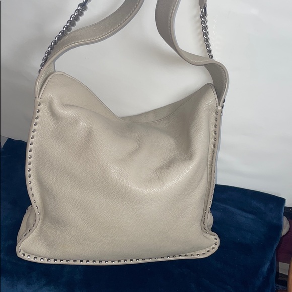 Michael Kors ‘Astor’ Large Leather Hobo - Picture 3 of 15